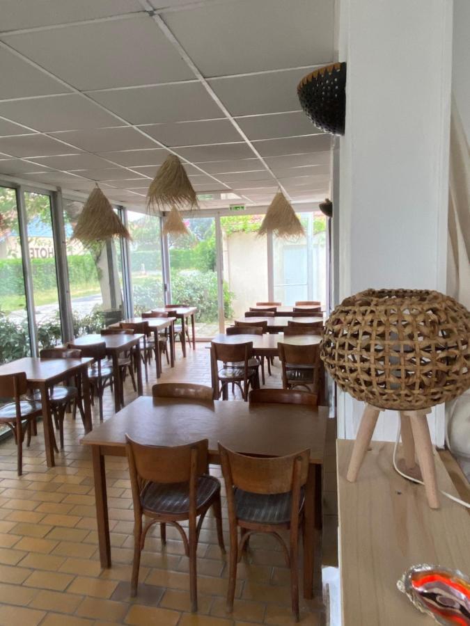 Hotel Au Bon Landais Biscarrosse-Plage Exterior foto